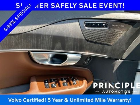 Certified 2024 Volvo XC90 B6 Ultimate AWD/4WD image 18