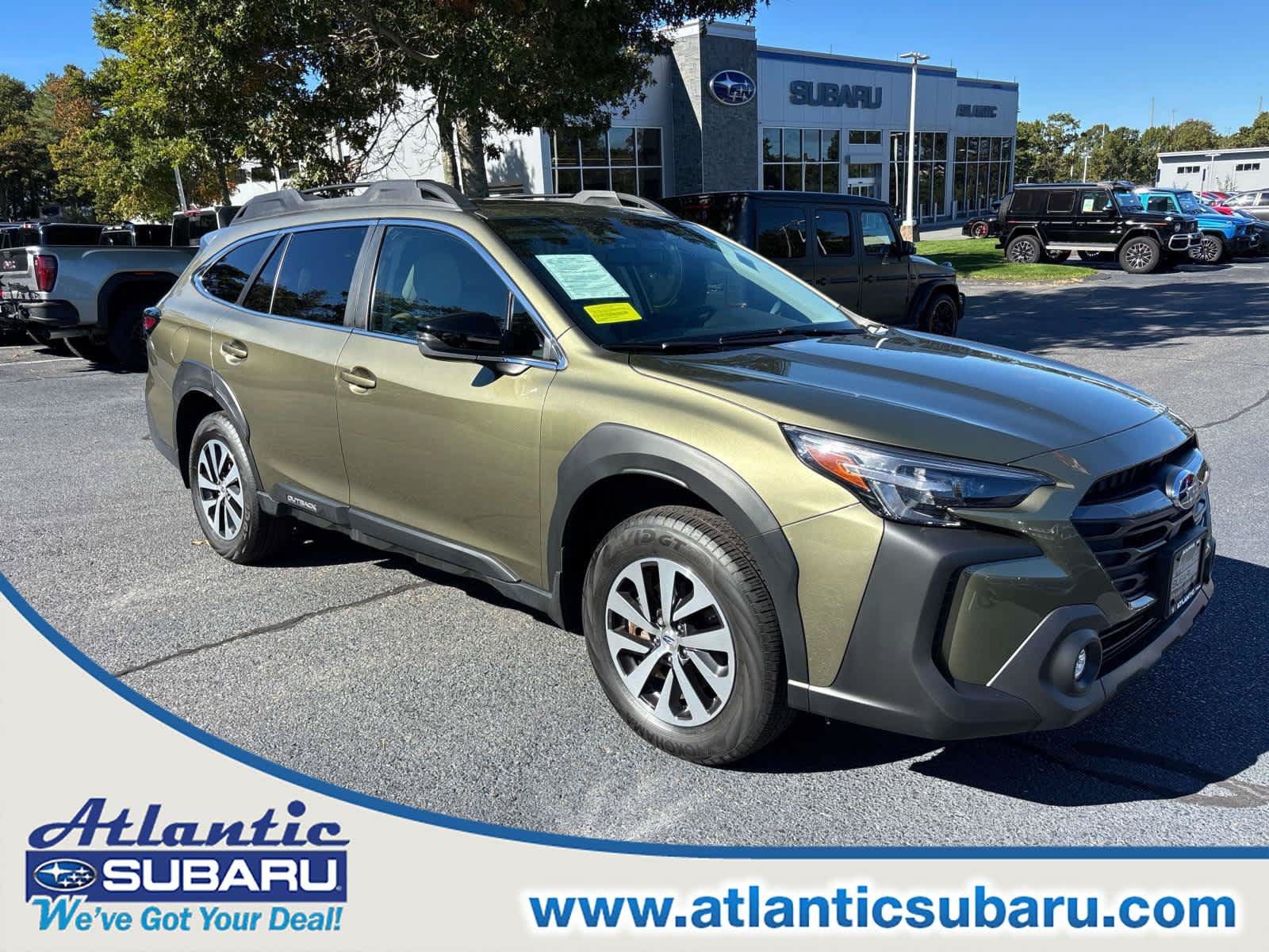 Used 2024 Subaru Outback Premium AWD/4WD image 1