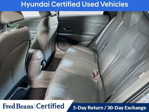 Certified 2025 Hyundai Elantra Sport FWD image 18