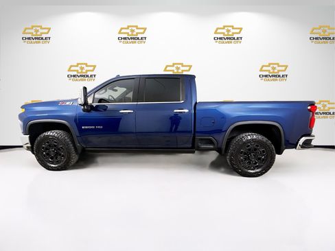 Used 2022 Chevrolet Silverado 2500 LTZ w/ LTZ Plus Package AWD/4WD image 4