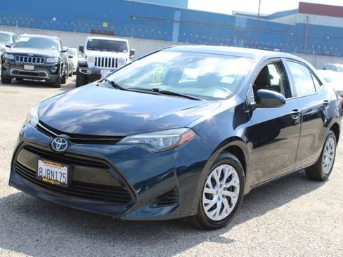 Used 2019 Toyota Corolla LE FWD image 8