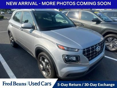 Used 2021 Hyundai Venue SEL