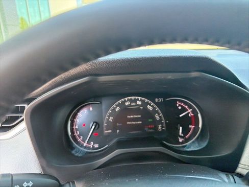 Used 2024 Toyota RAV4 XLE Premium AWD/4WD image 38