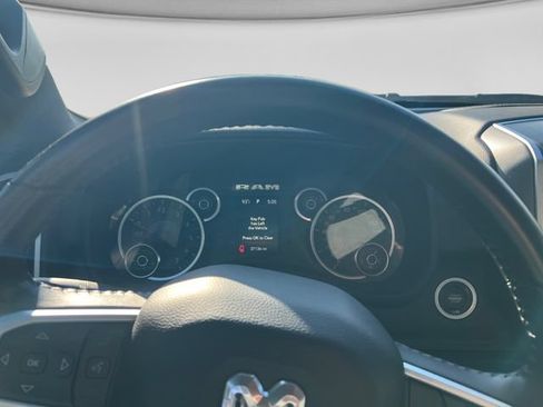 Used 2021 RAM 1500 Big Horn AWD/4WD image 14