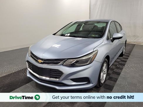 Used 2018 Chevrolet Cruze LT image 1