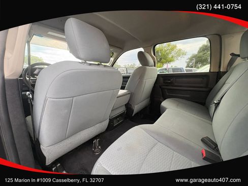 Used 2017 RAM 2500 Tradesman w/ Chrome Appearance Group AWD/4WD image 29