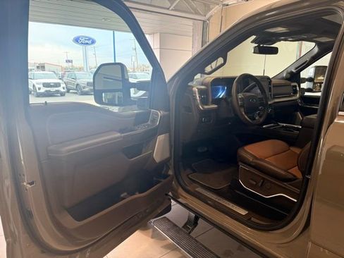 Used 2026 Ford F250 King Ranch w/ Chrome Package AWD/4WD image 13