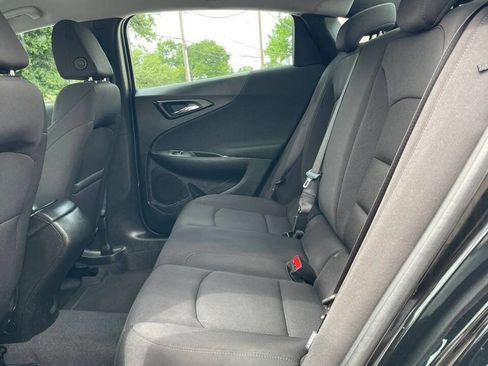 Used 2023 Chevrolet Malibu RS FWD image 12