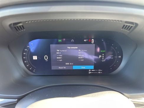 New 2026 Volvo XC60 T8 Plus w/ Protection Package Premier AWD/4WD image 18