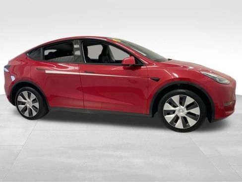 Used 2023 Tesla Model Y Long Range AWD/4WD image 12