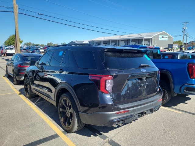 Used 2023 Ford Explorer ST w/ Equipment Group 401A AWD/4WD image 10