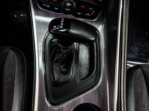 Used 2023 Dodge Challenger R/T Scat Pack RWD image 21