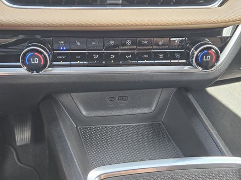 Used 2026 Chevrolet Equinox ACTIV w/ Convenience Package III image 21