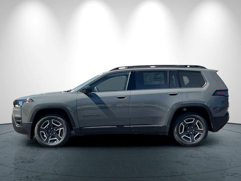 New 2026 Jeep Cherokee Laredo image 7