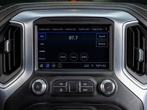 Used 2021 GMC Sierra 2500 SLE w/ SLE Value Package; image 25