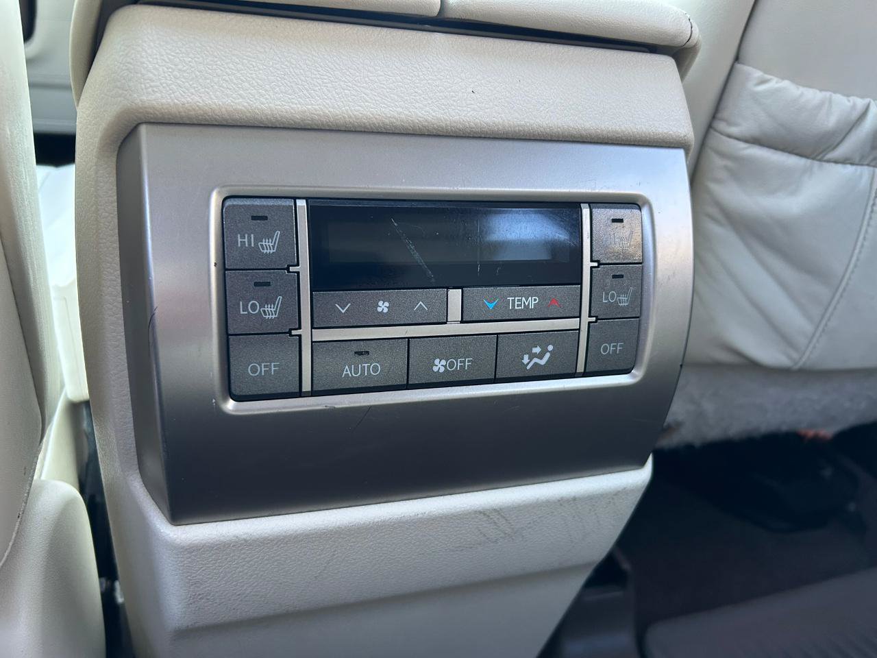 Used 2017 Lexus GX 460 Premium w/ Premium Package AWD/4WD image 15