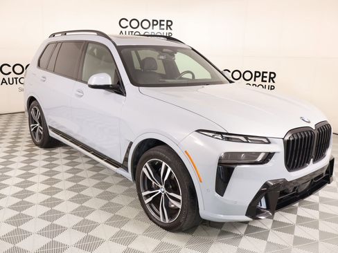 Used 2026 BMW X7 xDrive40i AWD/4WD image 1
