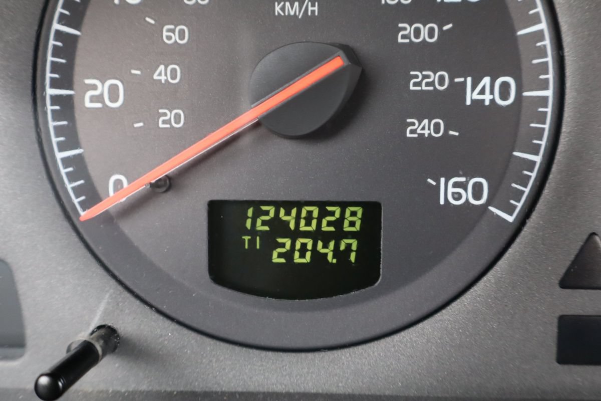 Used 2002 Volvo V70 Cross Country AWD/4WD image 44
