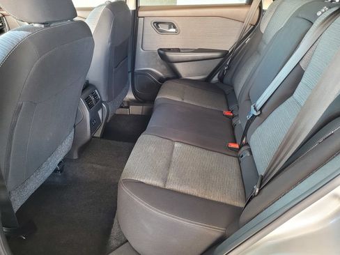 Used 2023 Nissan Rogue SV AWD/4WD image 8