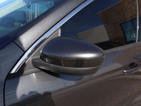 Used 2020 Ford Escape SE image 15