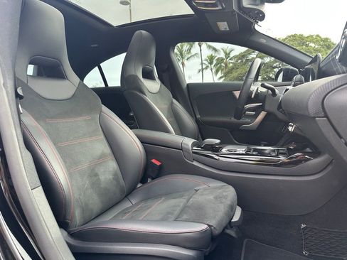 Used 2020 Mercedes-Benz CLA 35 AMG 4MATIC image 9