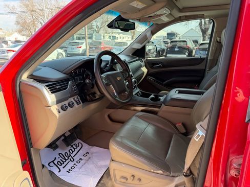 Used 2015 Chevrolet Suburban LT image 10