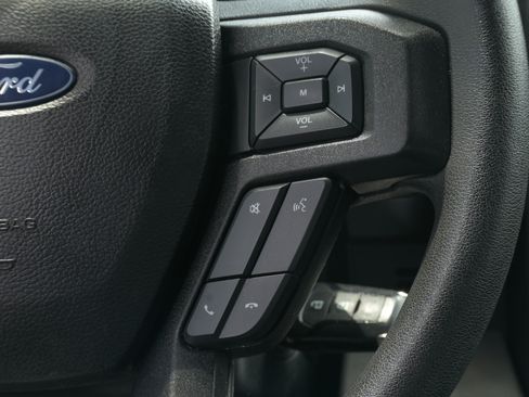 Used 2017 Ford F150 XL w/ Equipment Group 101A Mid AWD/4WD image 19