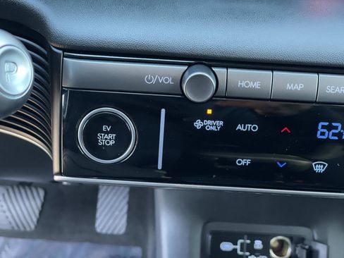 Certified 2025 Hyundai Ioniq 5 SE image 17