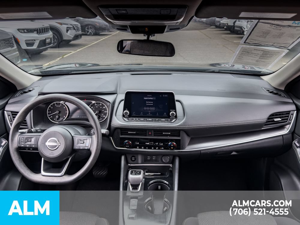 Used 2024 Nissan Rogue SV FWD image 16