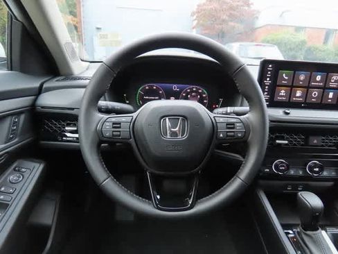 New 2025 Honda Accord EX-L image 17