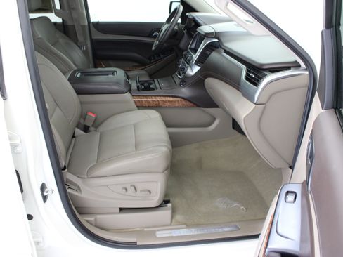 Used 2015 Chevrolet Tahoe LTZ RWD image 45