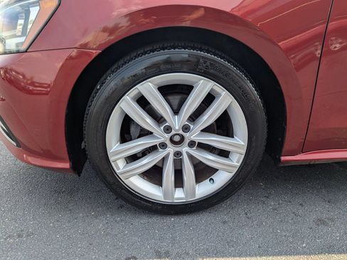Used 2019 Volkswagen Passat 2.0T Wolfsburg w/ Wheels & Sunroof Package FWD image 29