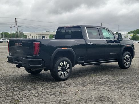 Used 2026 GMC Sierra 2500 Denali w/ Denali Reserve Package AWD/4WD image 5