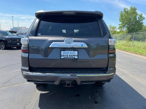 Used 2019 Toyota 4Runner Limited AWD/4WD image 8
