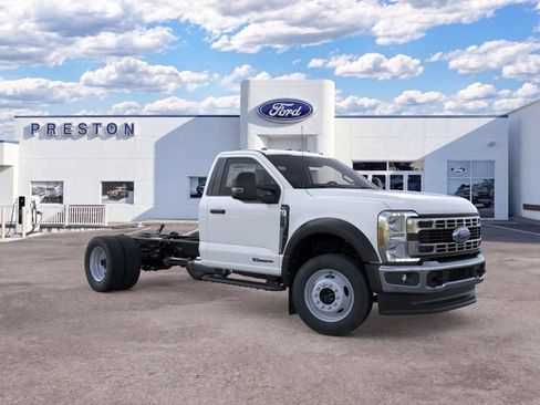 New 2026 Ford F550 4x4 Regular Cab Super Duty image 7