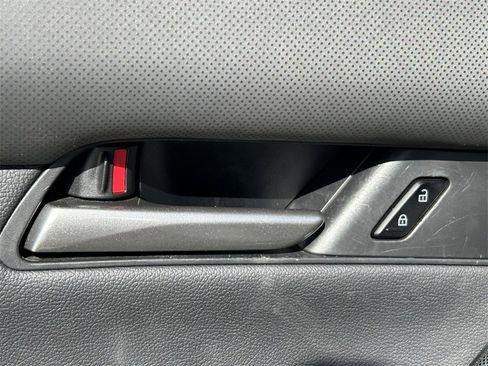 Used 2025 MAZDA CX-50 AWD 2.5 S w/ Preferred Package image 17