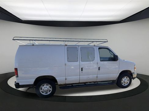 Used 2009 Ford E-250 and Econoline 250 image 3