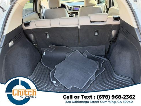 Used 2017 Honda HR-V EX image 15