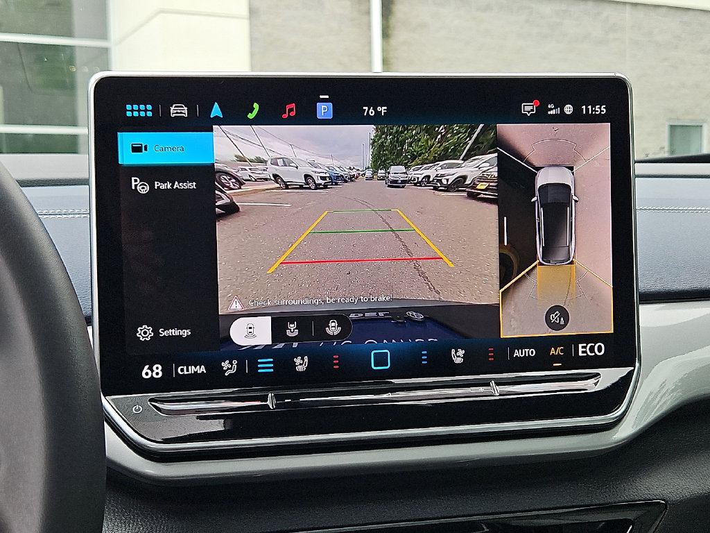 Certified 2025 Volkswagen ID.4 Pro S Plus AWD/4WD image 18