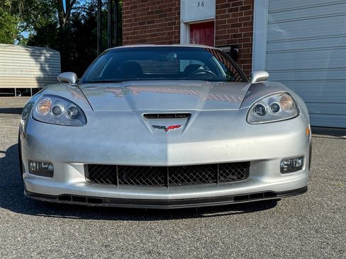 Used 2009 Chevrolet Corvette Z06 RWD image 9