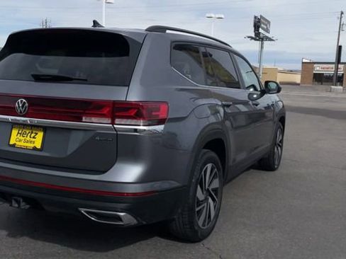 Used 2025 Volkswagen Atlas SE image 9