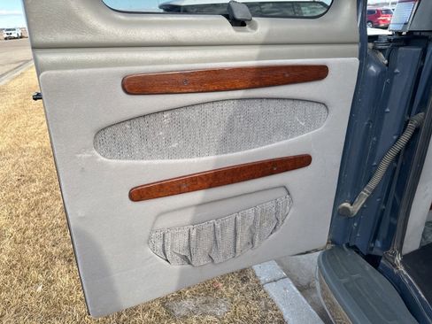 Used 1999 GMC Savana 1500 image 31