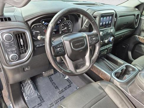 Used 2019 GMC Sierra 1500 Denali w/ Denali Ultimate Package AWD/4WD image 9