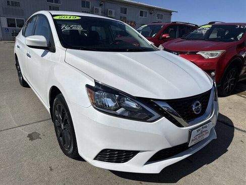 Used 2019 Nissan Sentra SV image 11