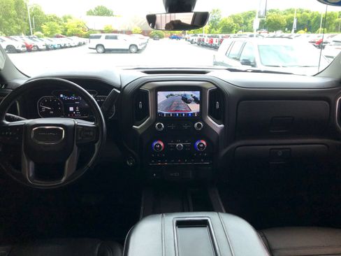 Used 2020 GMC Sierra 1500 Denali w/ Technology Package AWD/4WD image 15