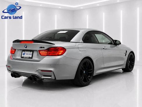 Used 2016 BMW M4 Convertible RWD image 3