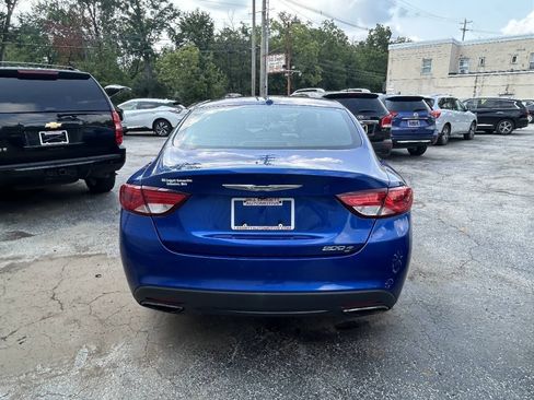 Used 2016 Chrysler 200 S w/ Comfort Group FWD image 11