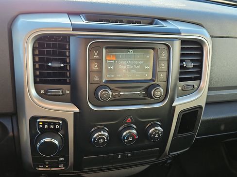 Used 2020 RAM 1500 Classic SLT image 14