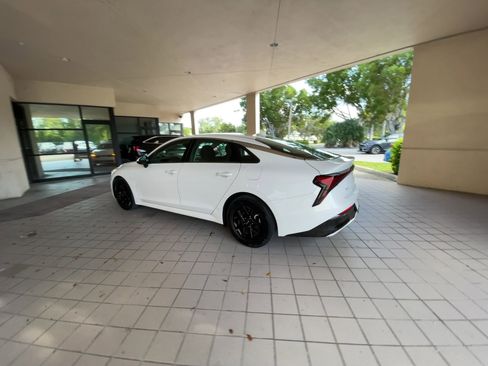 Used 2025 Kia K5 LXS image 14