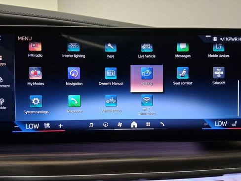 Certified 2023 BMW i7 xDrive60 AWD/4WD image 26